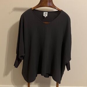 Ivy Jane Dark Gray Women's Top